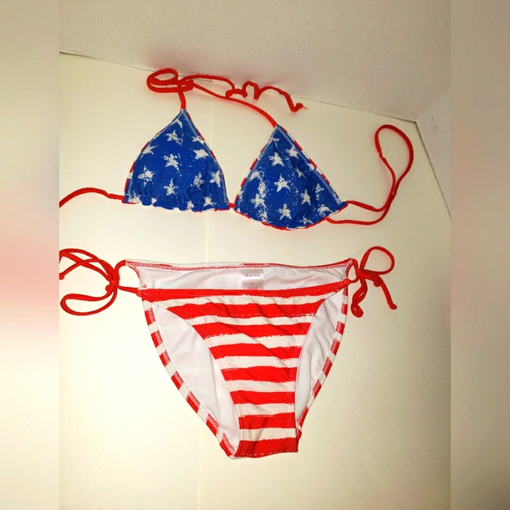 Xhilaration Reversible Stars & Strips Swimsuit Medium
